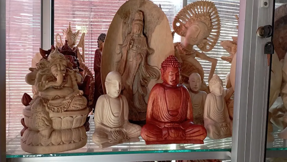 Sandiyasa Collection