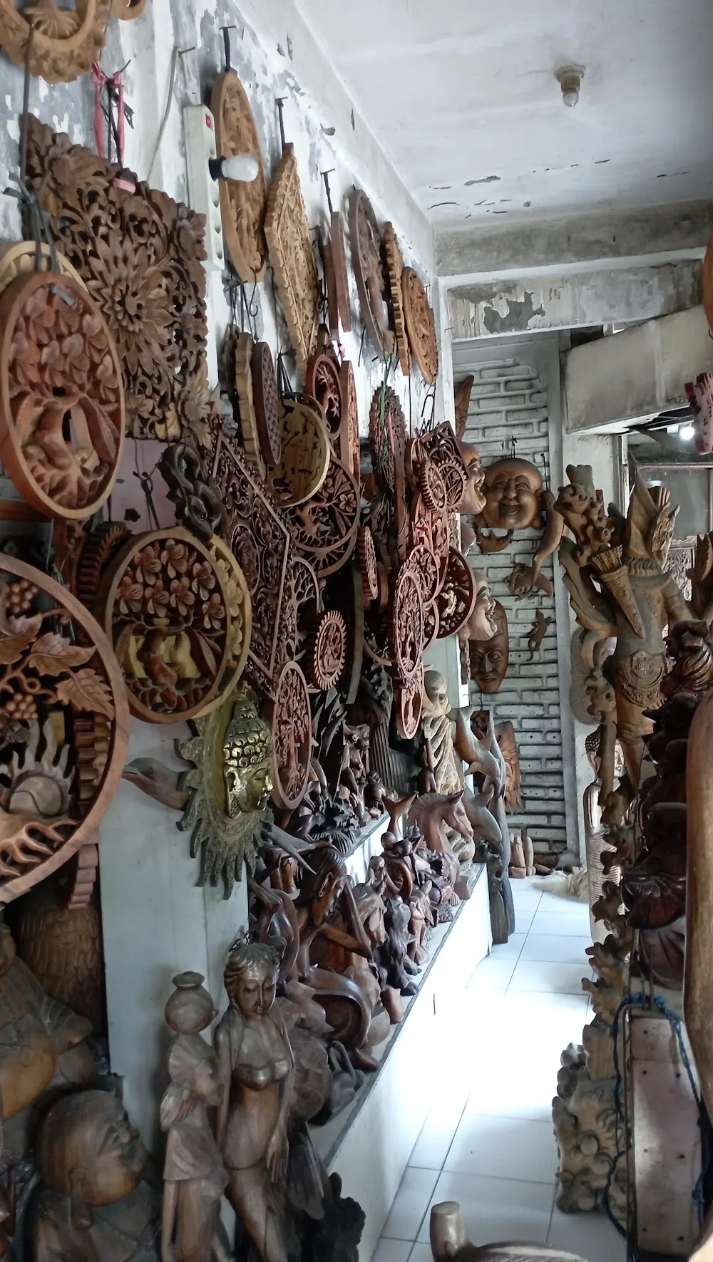 Sandiyasa Collection